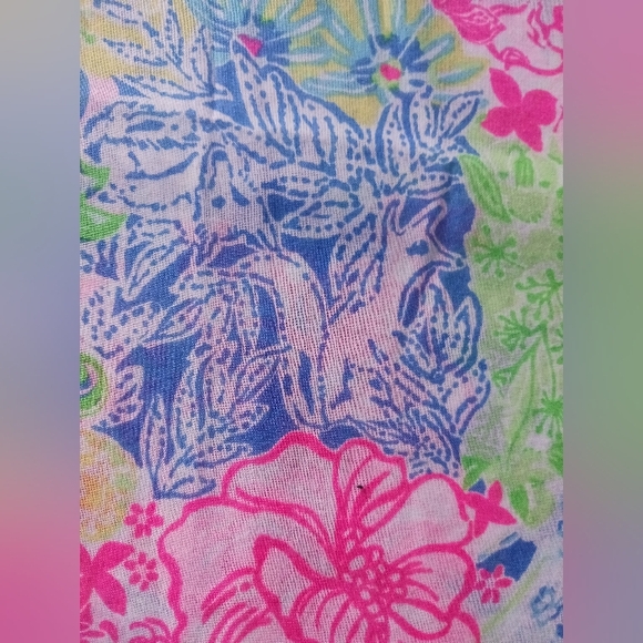 Lilly Pulitzer Resort Scarf Cheek to Cheek Multi patchwork pattern NWOT - Picture 3 of 5